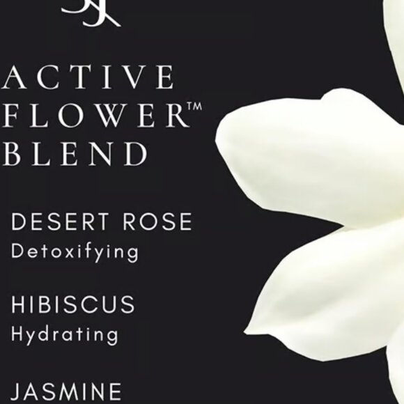 SAINT JANE - Luxury Sun Ritual - Pore Smoothing SPF 30 Mineral Sunscreen | - Picture 4 of 6